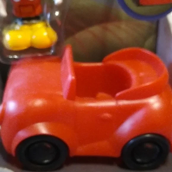 New Disney Junior Mickey Mouse Daily Driver - Picture 4 of 8